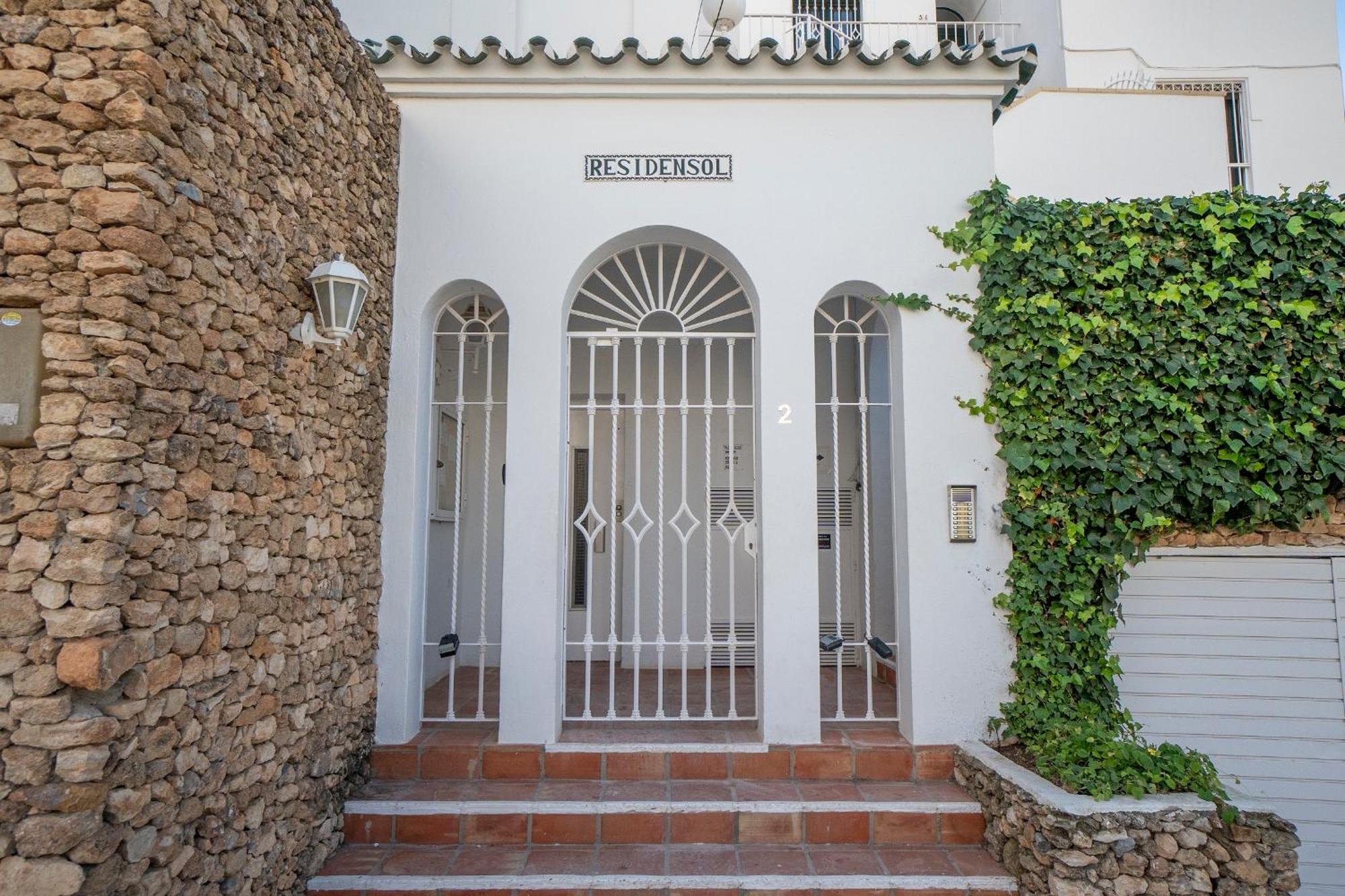 Residensol 13 Menyber Apartment Nerja Luaran gambar