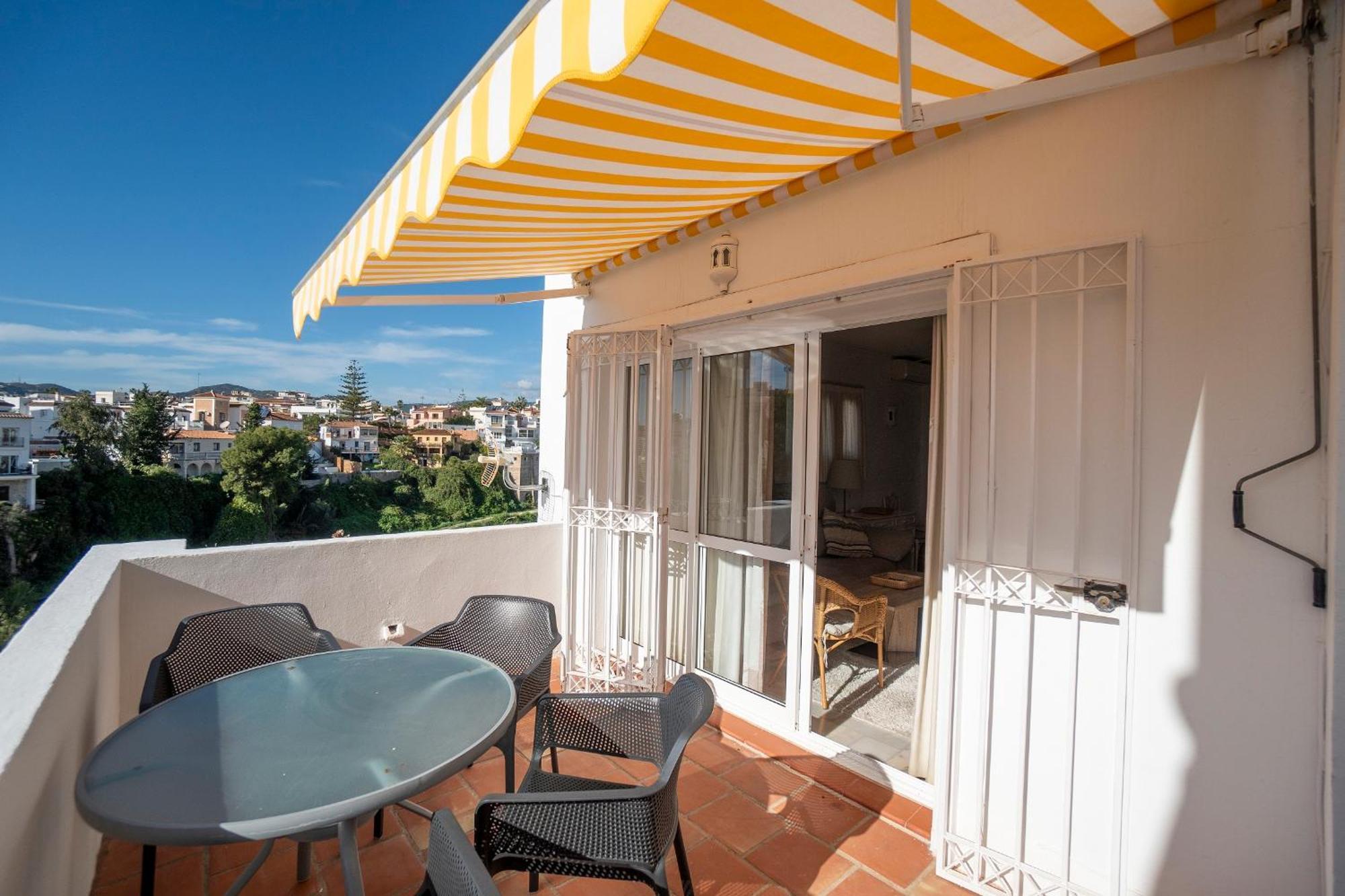 Residensol 13 Menyber Apartment Nerja Luaran gambar