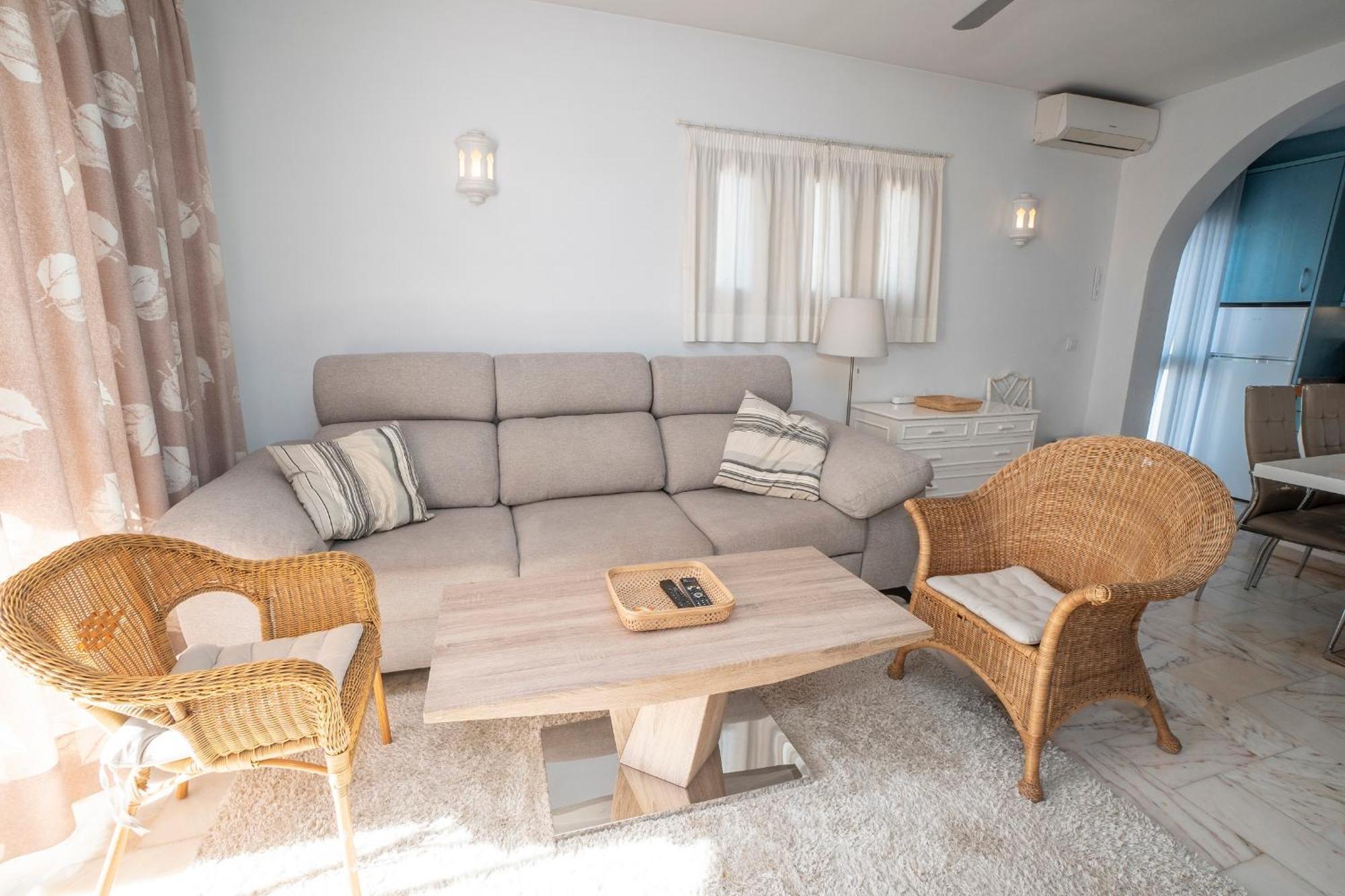 Residensol 13 Menyber Apartment Nerja Luaran gambar
