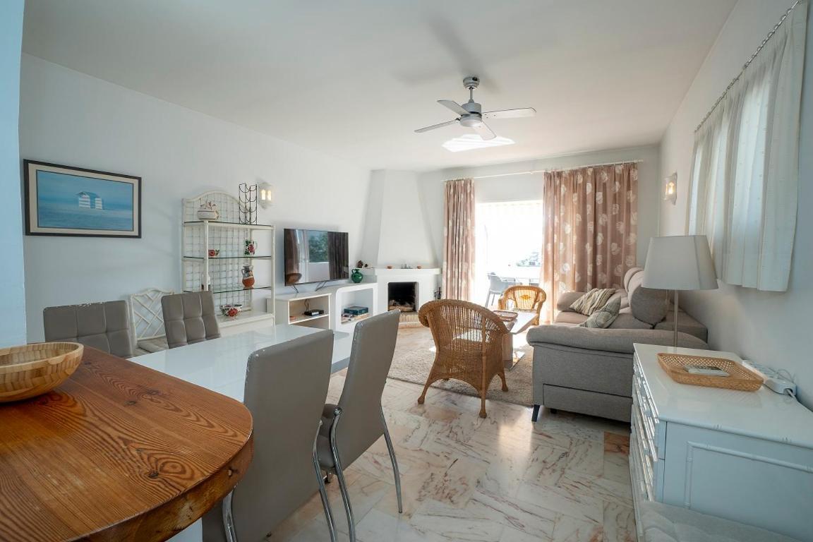 Residensol 13 Menyber Apartment Nerja Luaran gambar