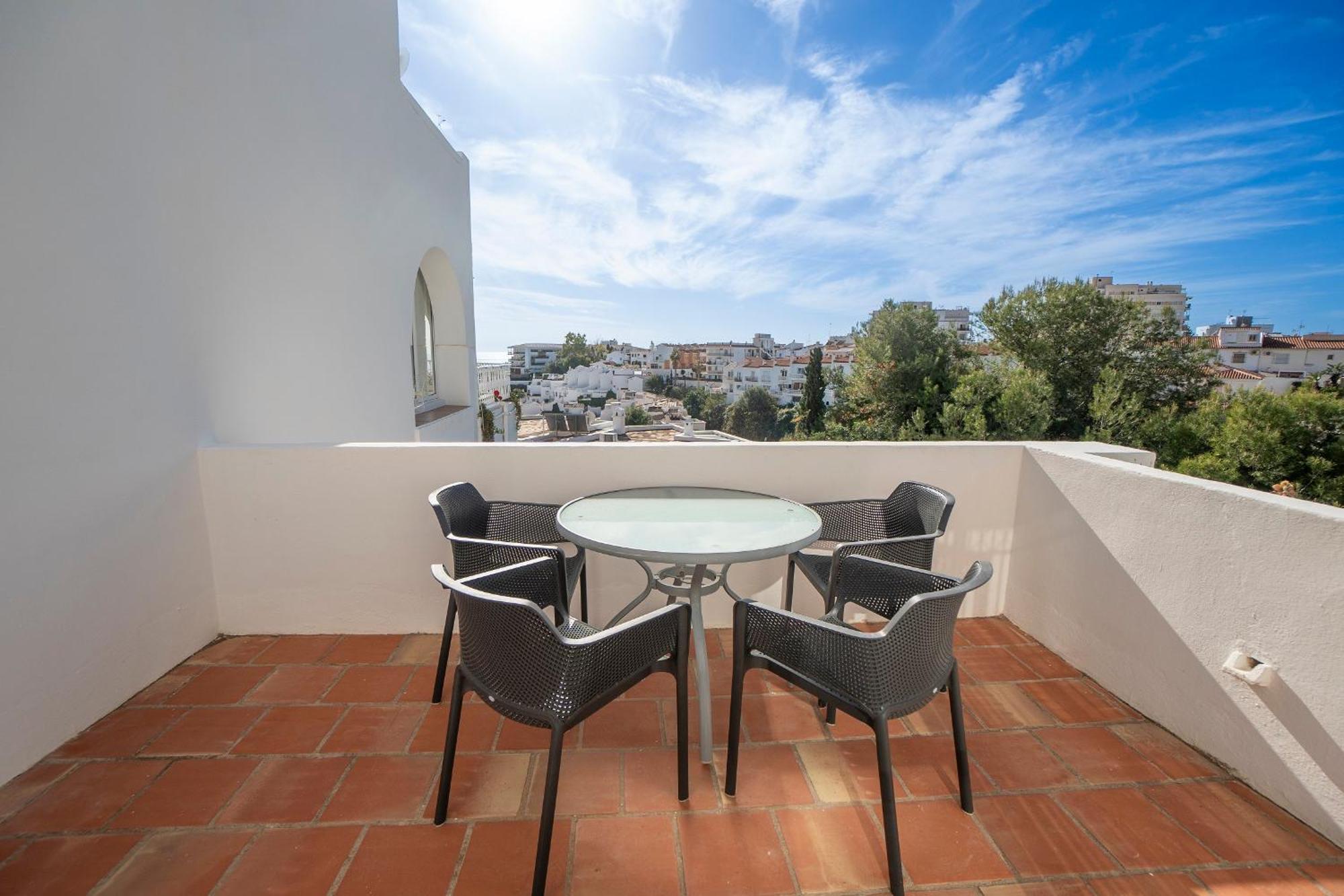 Residensol 13 Menyber Apartment Nerja Luaran gambar